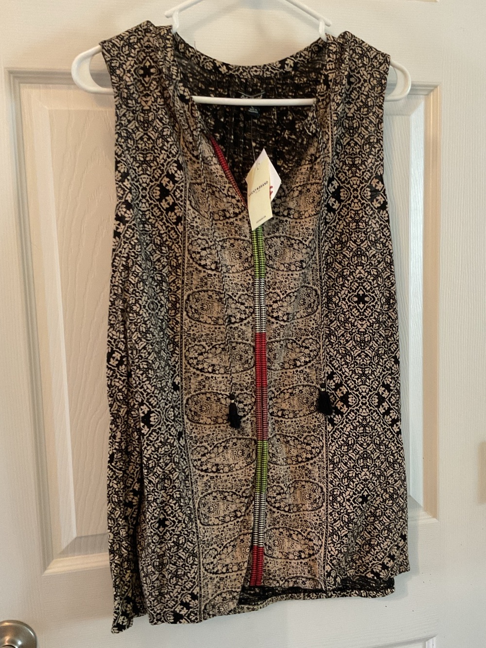 Lucky Brand NWT Sleeveless Multi-Colored Printed Size Large Top